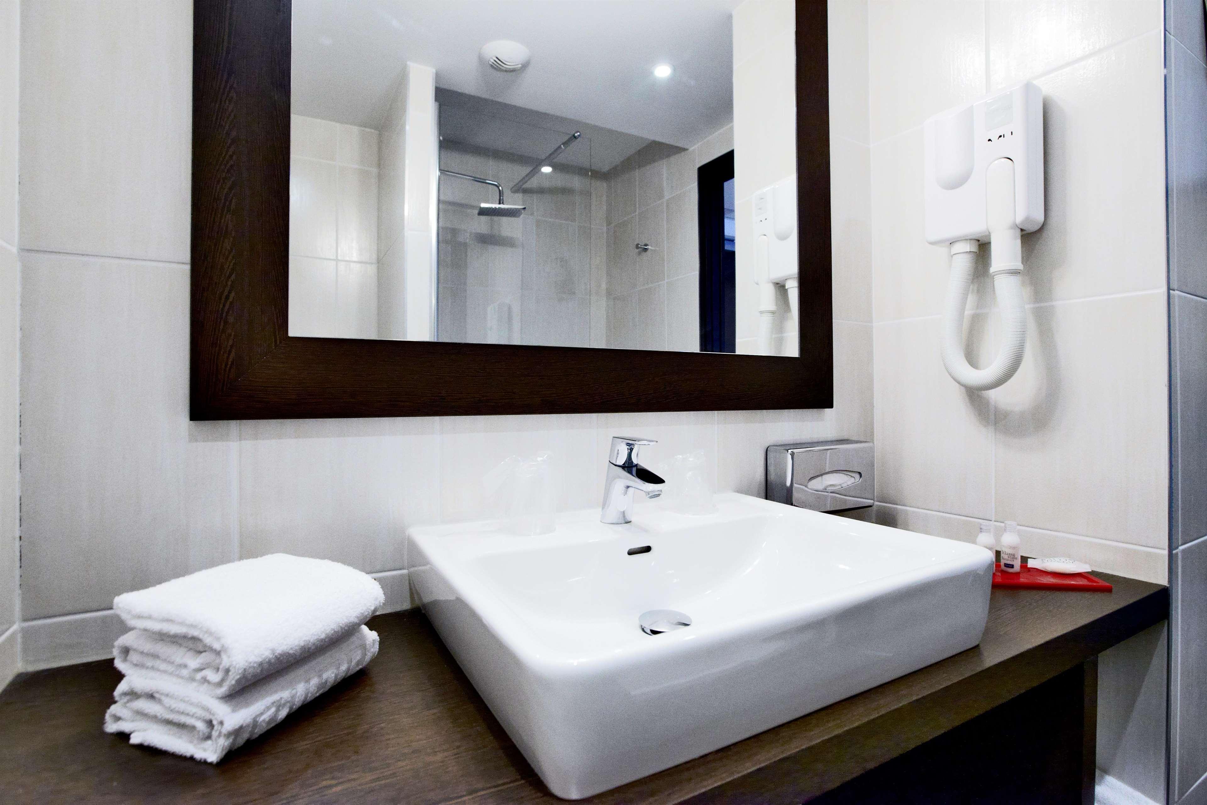 Enzo Hotels Metz Sud Augny By Kyriad Direct Buitenkant foto