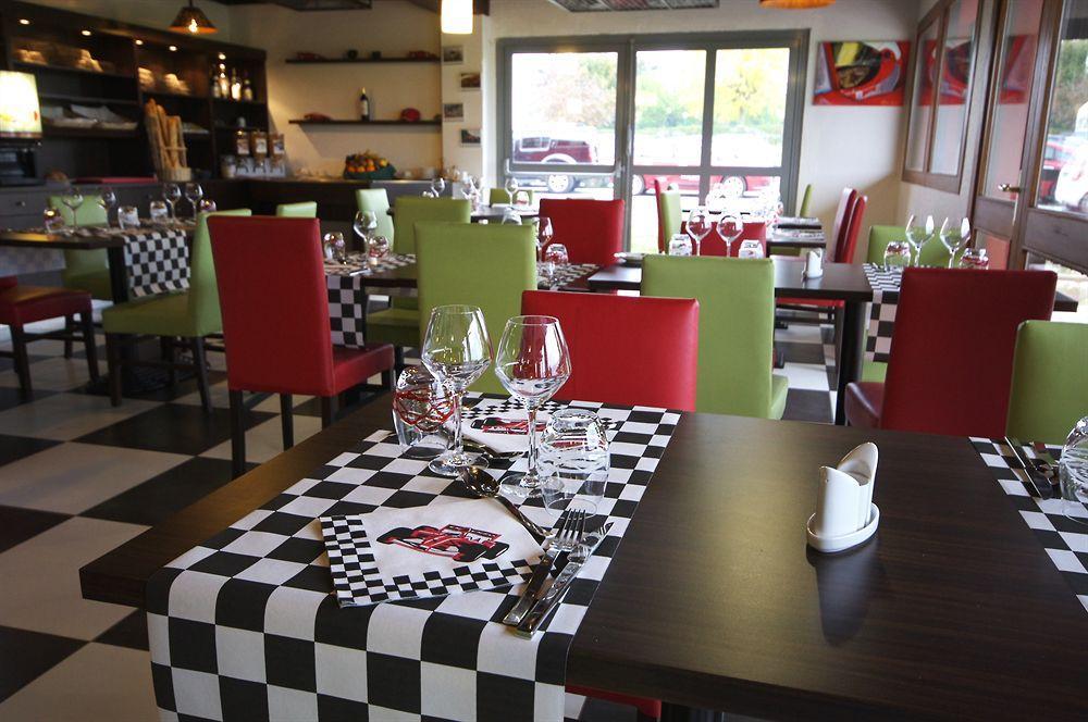 Enzo Hotels Metz Sud Augny By Kyriad Direct Restaurant foto